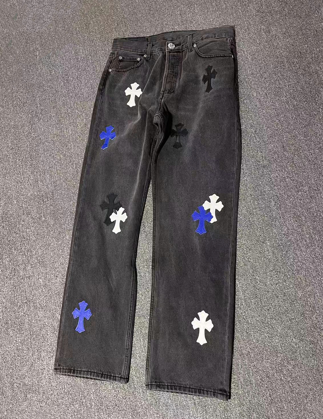 P589 牛仔裤黑色兰皮