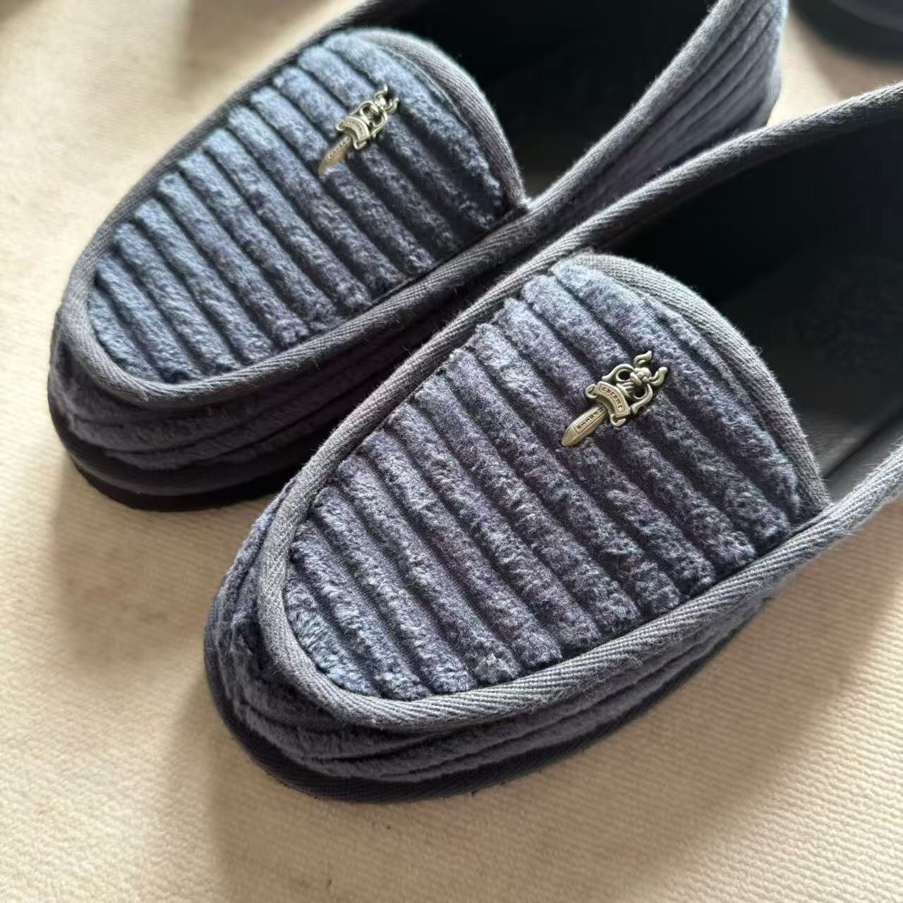 P519 loafers size40-45eu