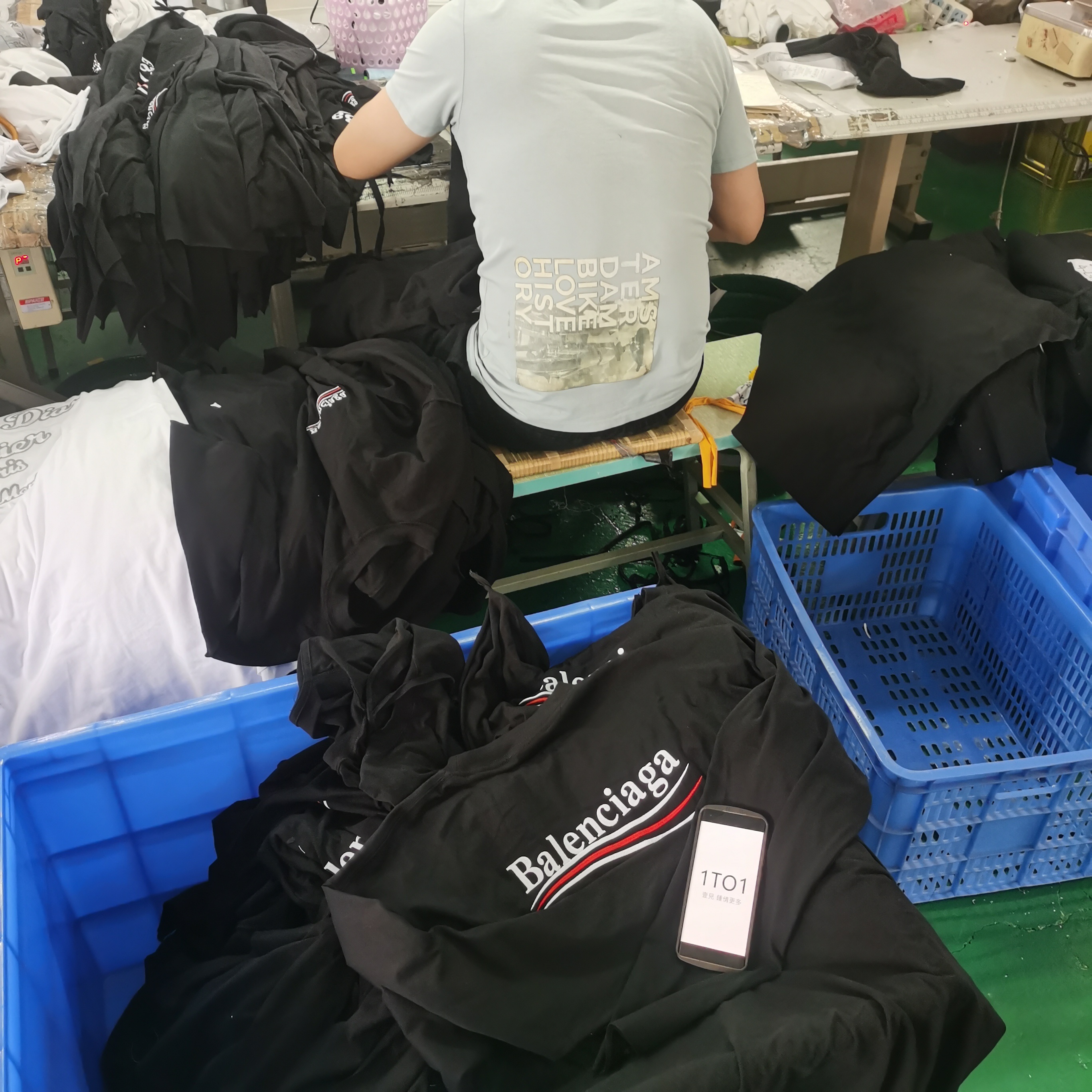 P259 可乐长袖t黑色 · image 11