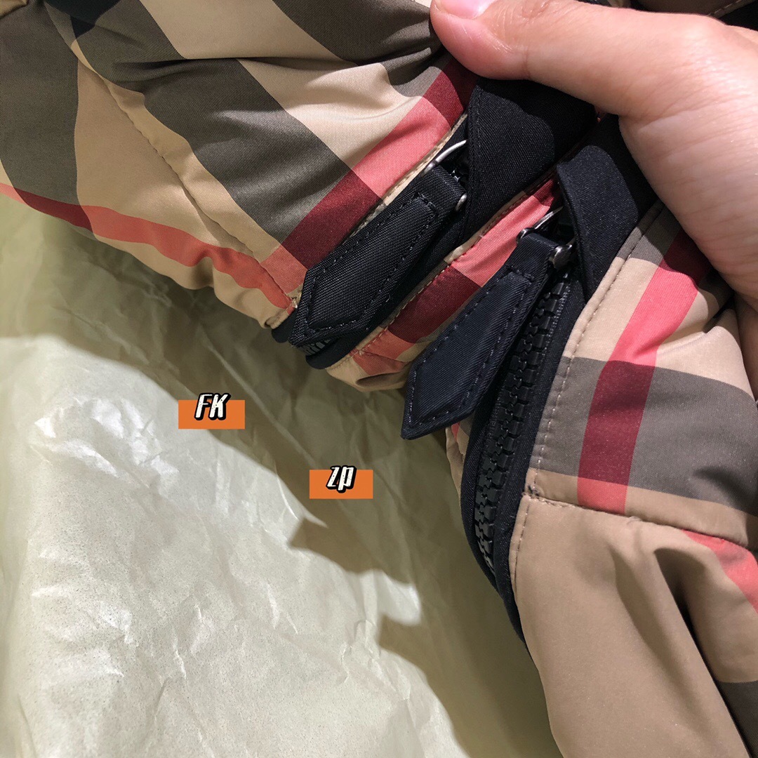 P819 格纹印花短款羽绒服(Women） · image 10