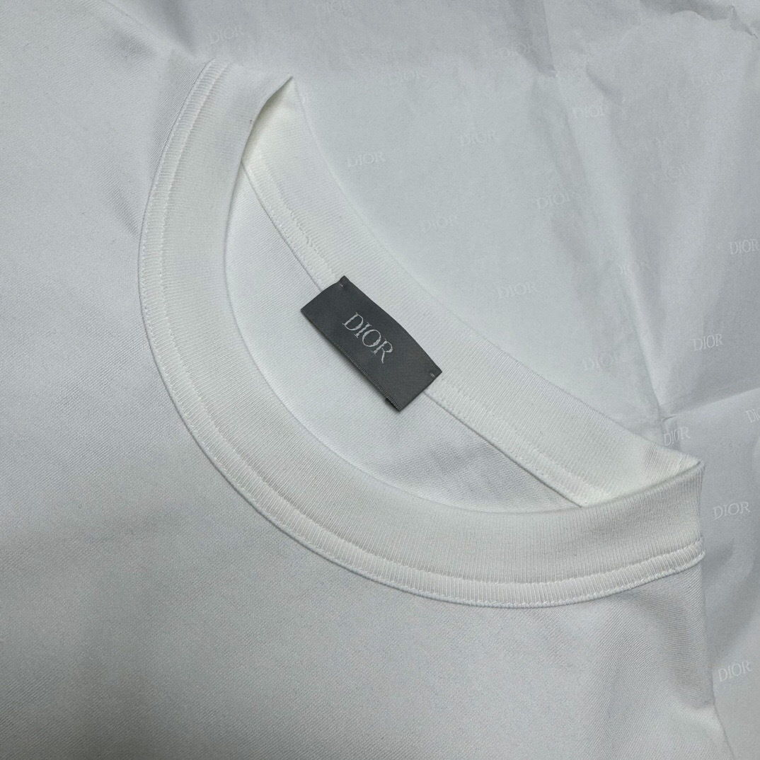 P239  D印花贴补绣短袖白色 · image 9