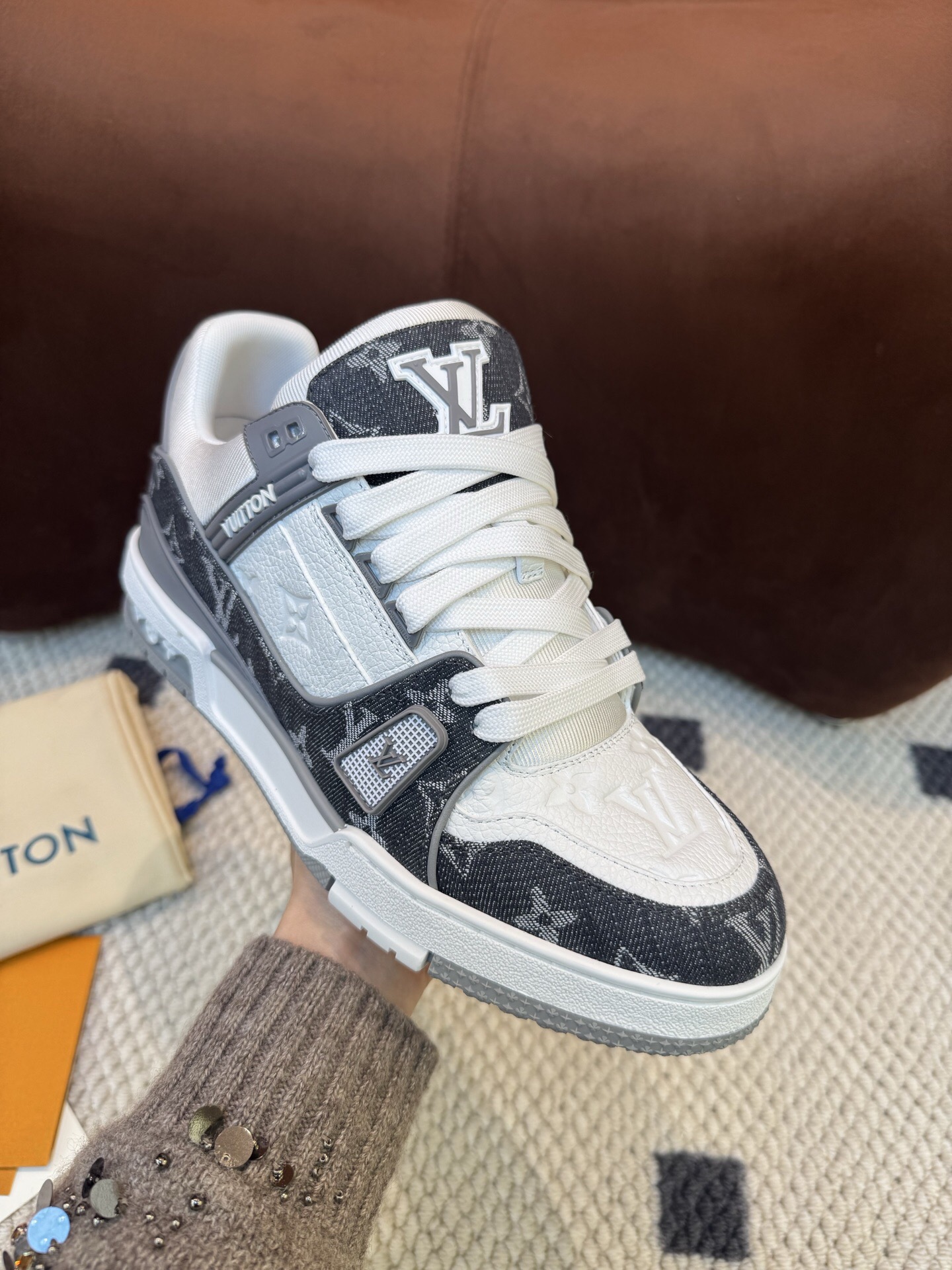 P699 Trainer经典运动鞋 牛仔灰 · image 11