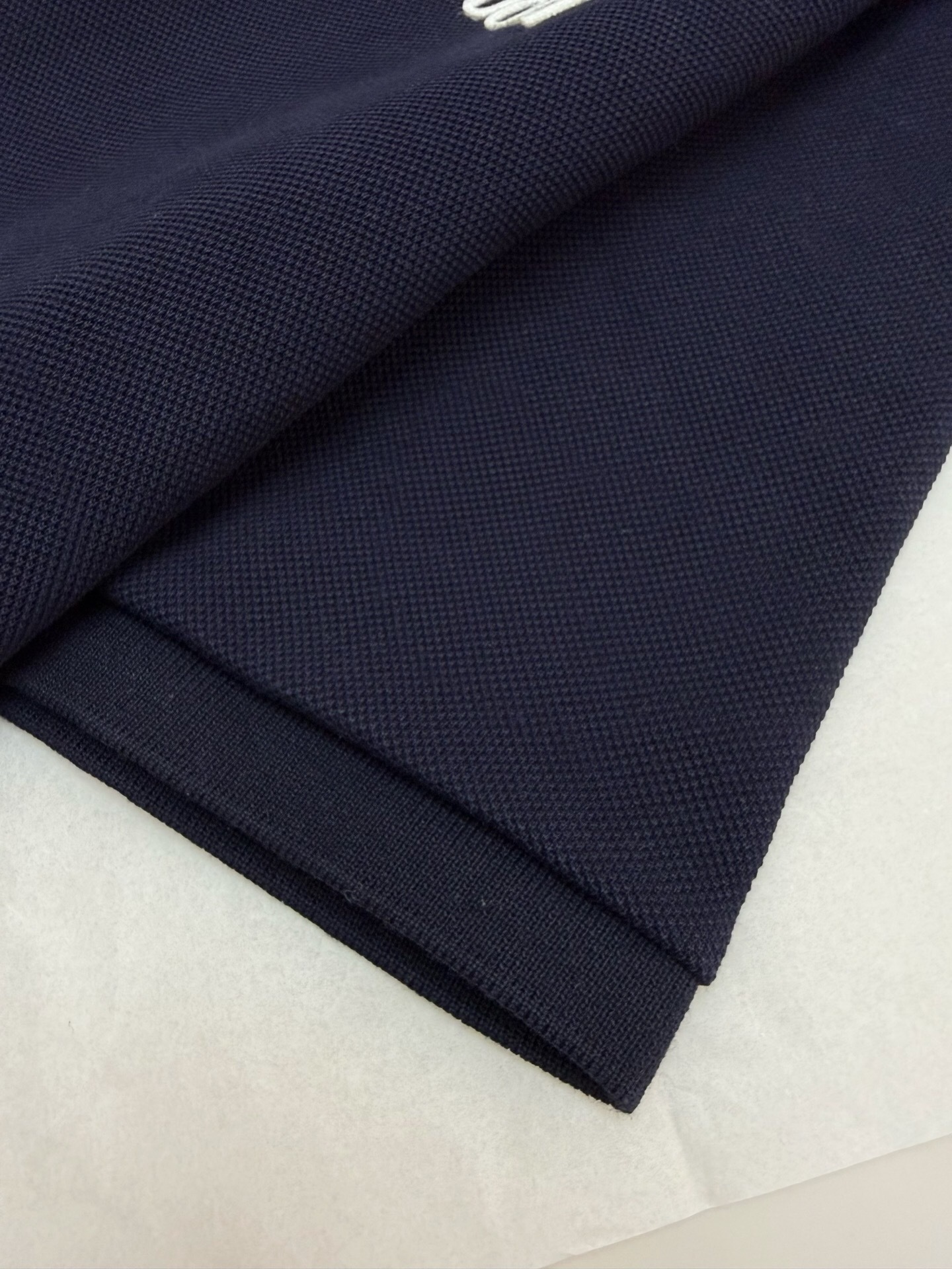 P299 深蓝色白镶边POLO衫 · image 10