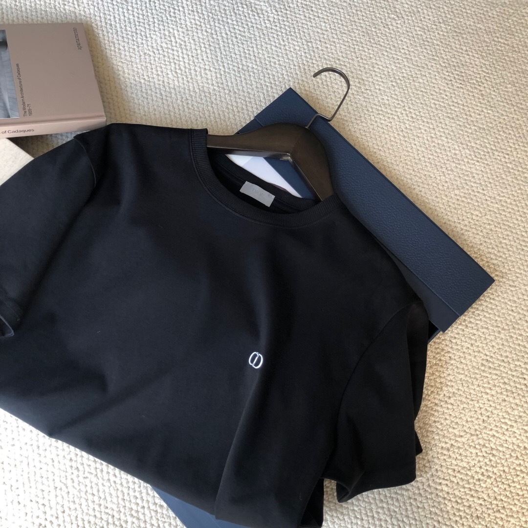 P209 CD小刺绣T恤黑色 · image 8
