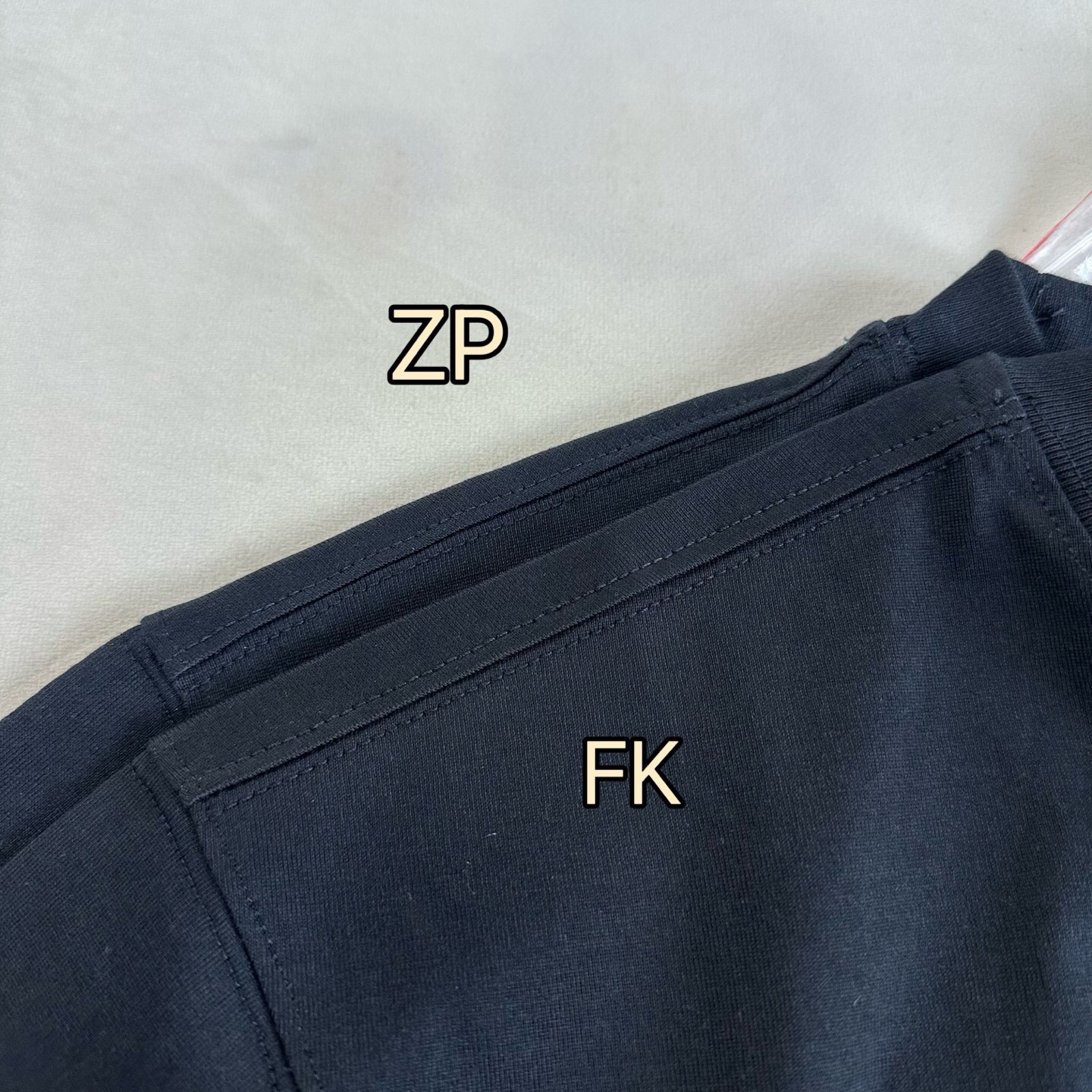P229 战马金色印花短袖黑 · image 8
