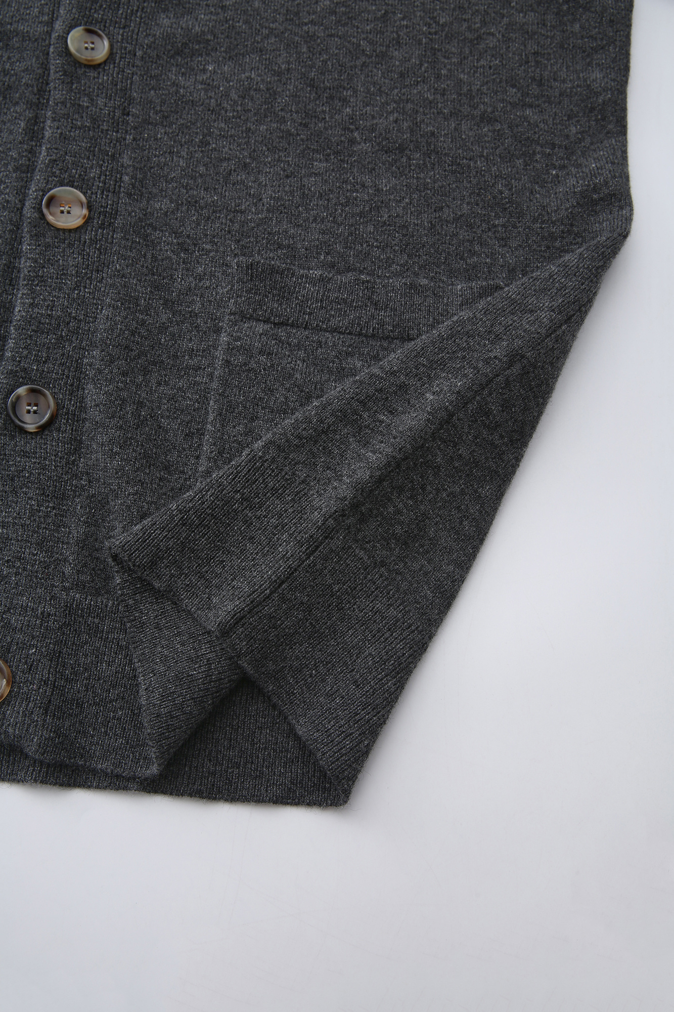P609 Cashmere cardigan dark gray · image 20
